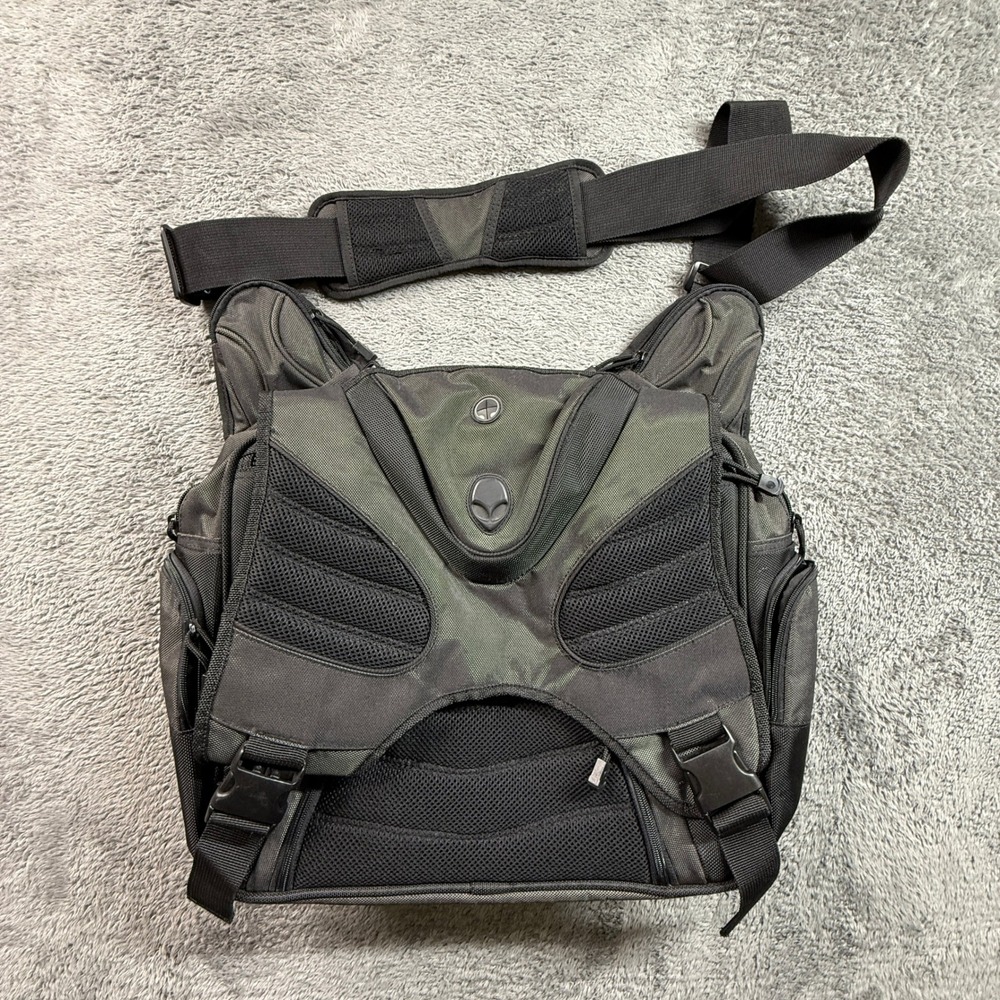 Alienware Odyssey Laptop Messenger Bag Unisex 17" Gray Good Vintage Crossbody